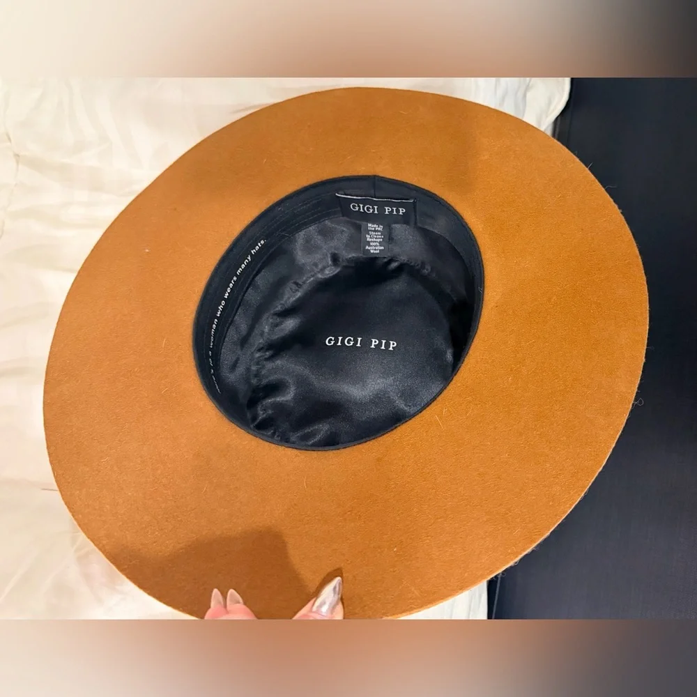 GIGI PIP Tan Australian wool Hat - Picture 2 of 8